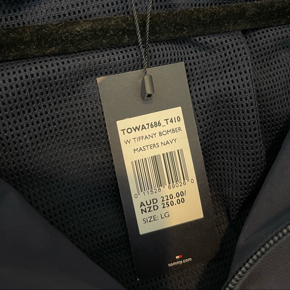 Tommy Hilfiger ‘Tiffany’ bomber jacket - women’s size L - Picture 4 of 5